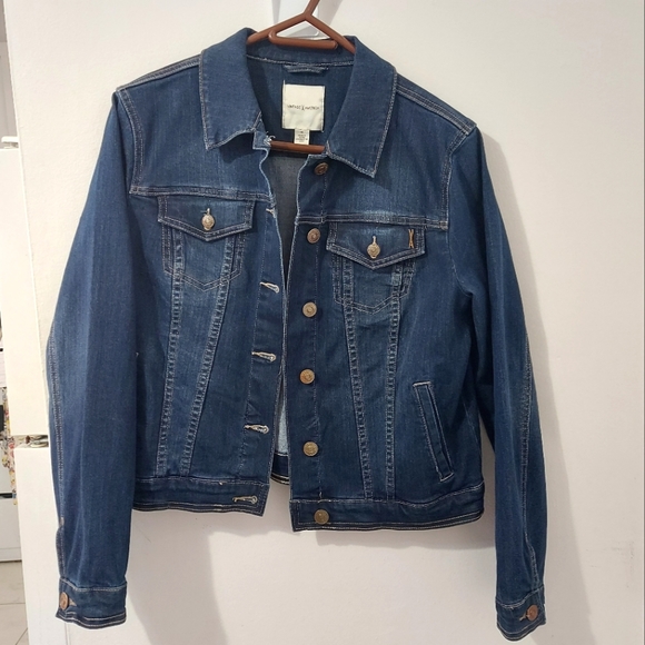 NWOT stretchy denim jacket - size Medium or Large - Picture 1 of 3